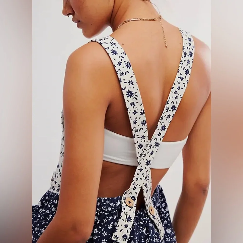 NWOT FREE PEOPLE Floral Colorblock Shortalls Overalls Romper in Blue White - Picture 3 of 10